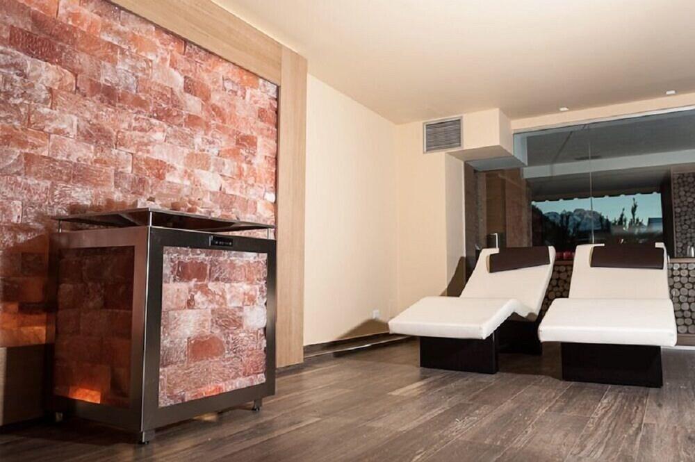 מדונה די קמפיליו Hotel Cristiania מראה חיצוני תמונה