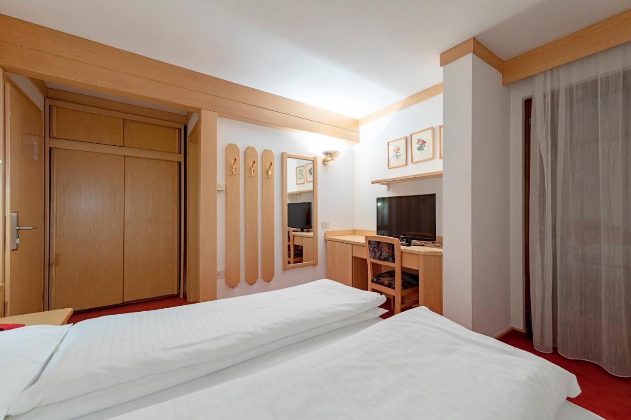 מדונה די קמפיליו Hotel Cristiania מראה חיצוני תמונה