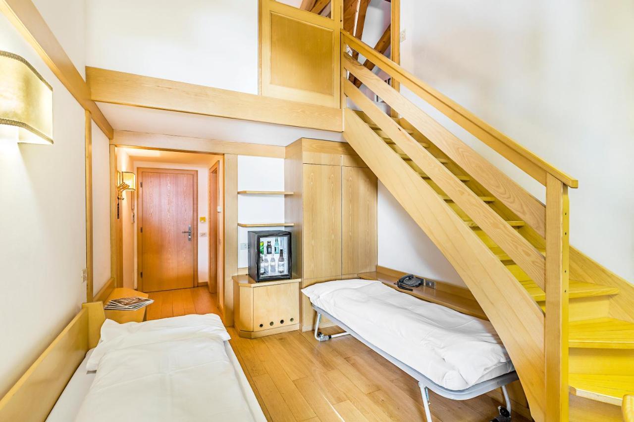 מדונה די קמפיליו Hotel Cristiania מראה חיצוני תמונה
