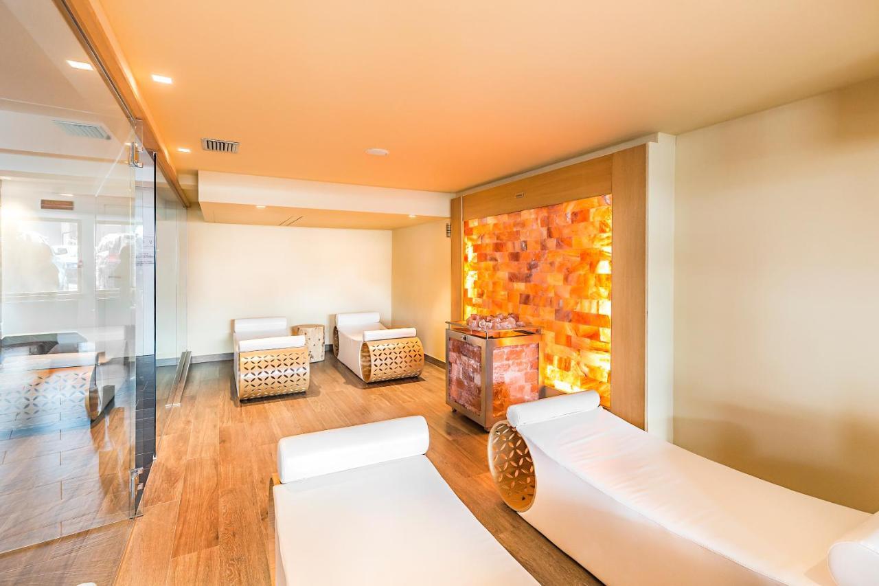 מדונה די קמפיליו Hotel Cristiania מראה חיצוני תמונה